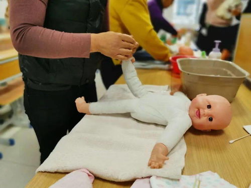 臨海市人力社保局舉辦育嬰師培訓班 助推行業扶貧，提升母嬰生活護理水平